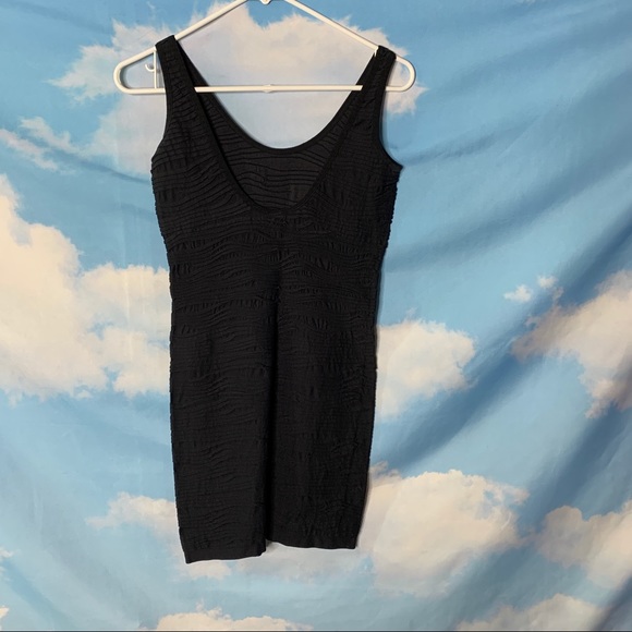 Heart- Black Ruched Scoop-Neck Dress size s/m - Picture 4 of 8